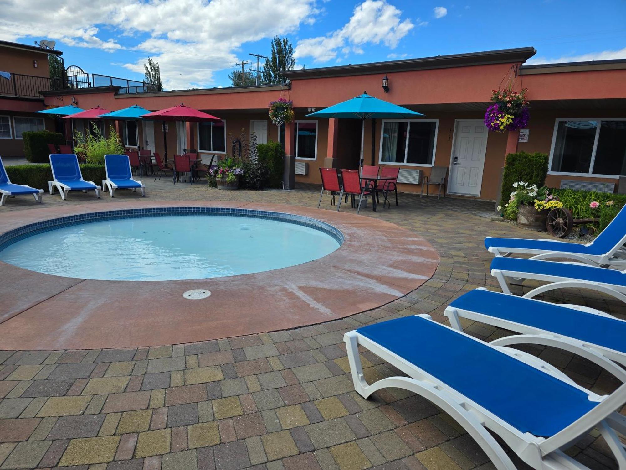 Sahara Courtyard Inn & Suites אוסויוס מראה חיצוני תמונה